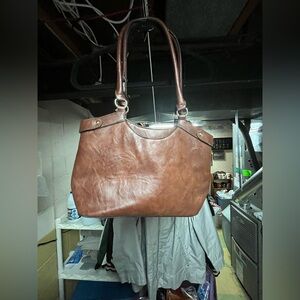 Bueno Brown Shoulder Bag GUC
